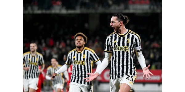 Juventus vence Monza e lidera a Serie A
